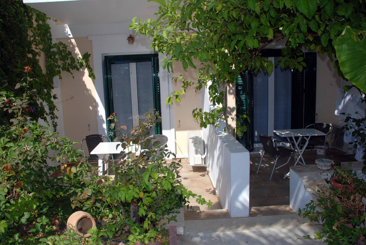 Anna Studios Pythagoreio  Phòng bức ảnh